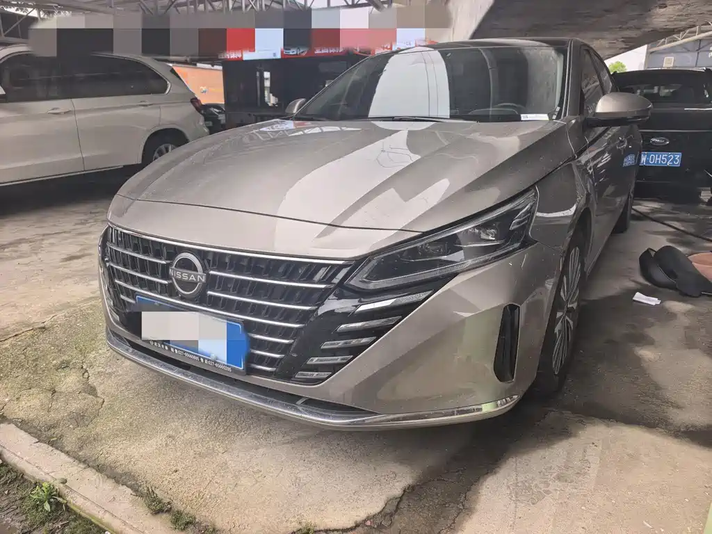 Nissan Teana 2023 — фото 1
