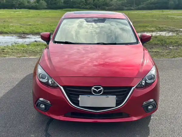 Mazda 3 Axela 2014