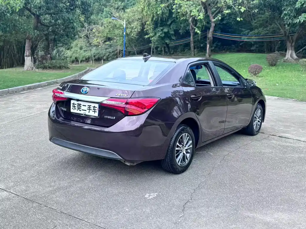 Toyota Levin 2017 — фото 13