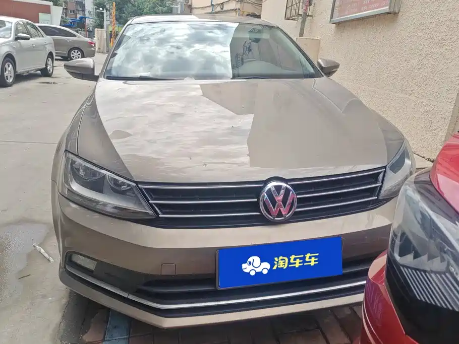 Volkswagen Sagitar 2017