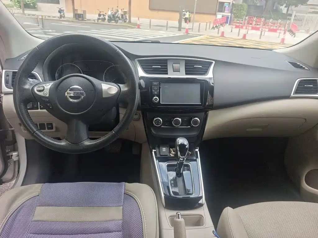 Nissan Sylphy 2018 — фото 13