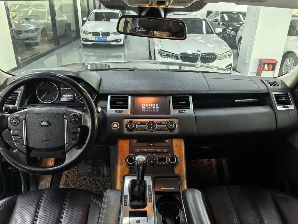 Land Rover Sport 2013 — фото 10