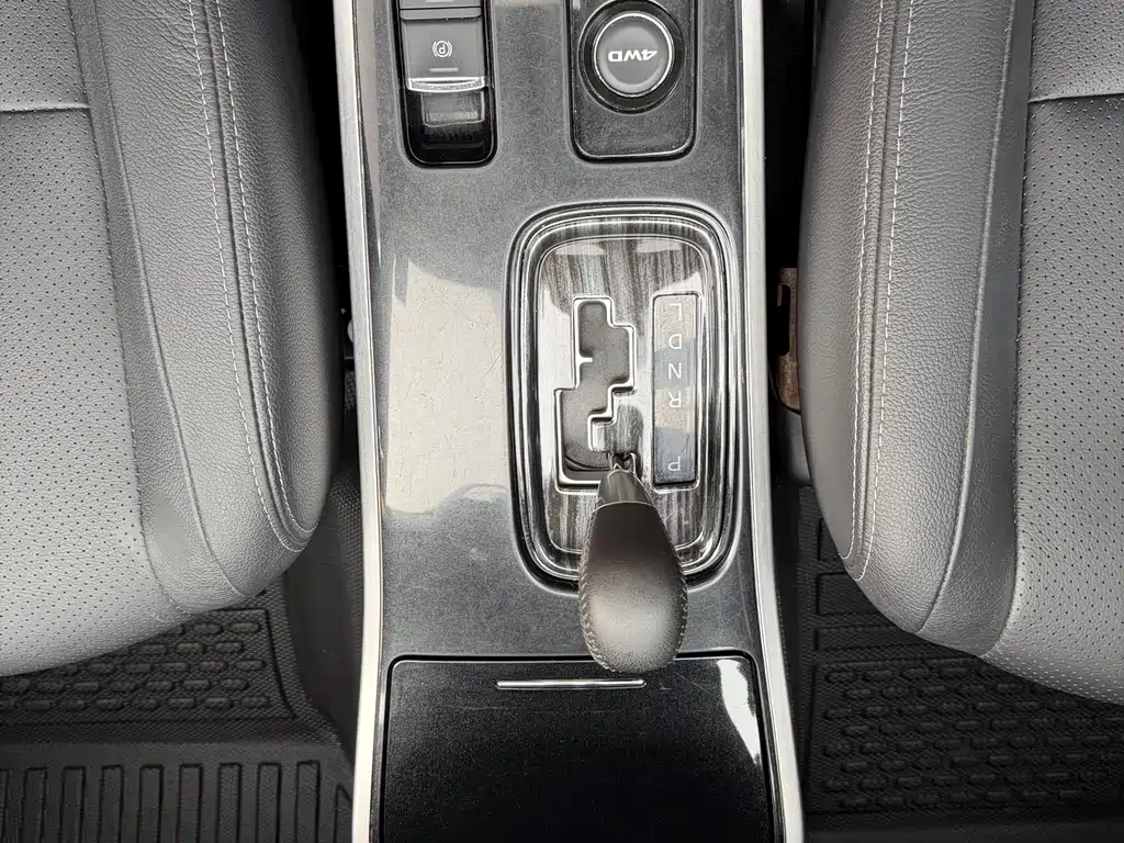 Mitsubishi Outlander 2018 — фото 22