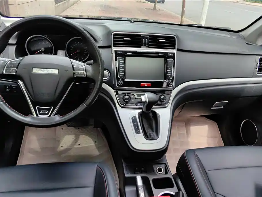 Haval M6 2019 — фото 12