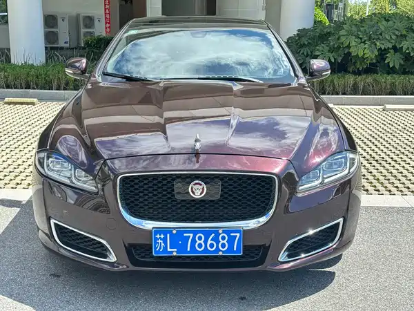 Jaguar XJ 2013