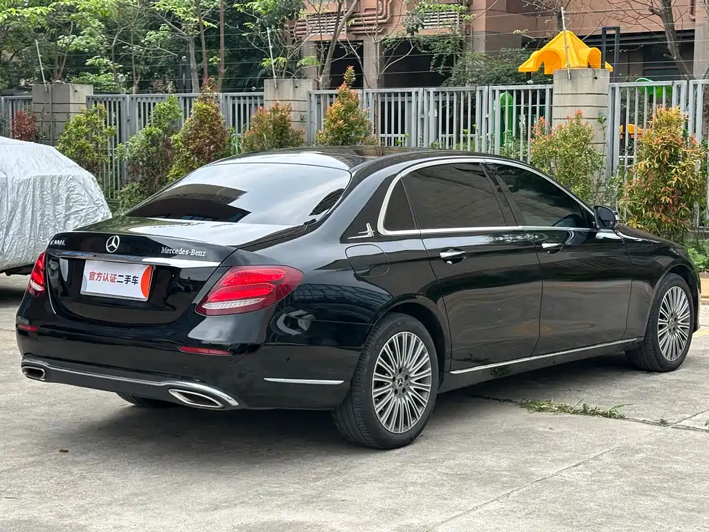 Mercedes-Benz E-Class 2020 — фото 9