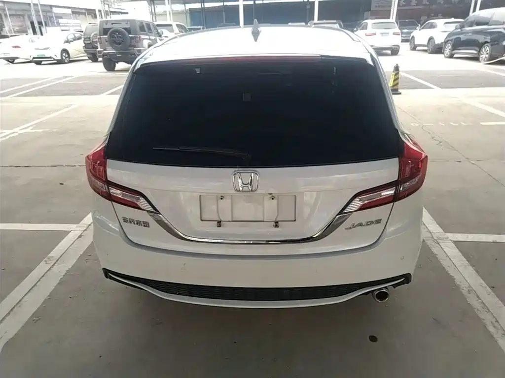 Honda Jade 2017 — фото 6