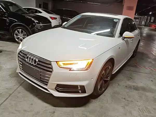 Audi A4L 2018