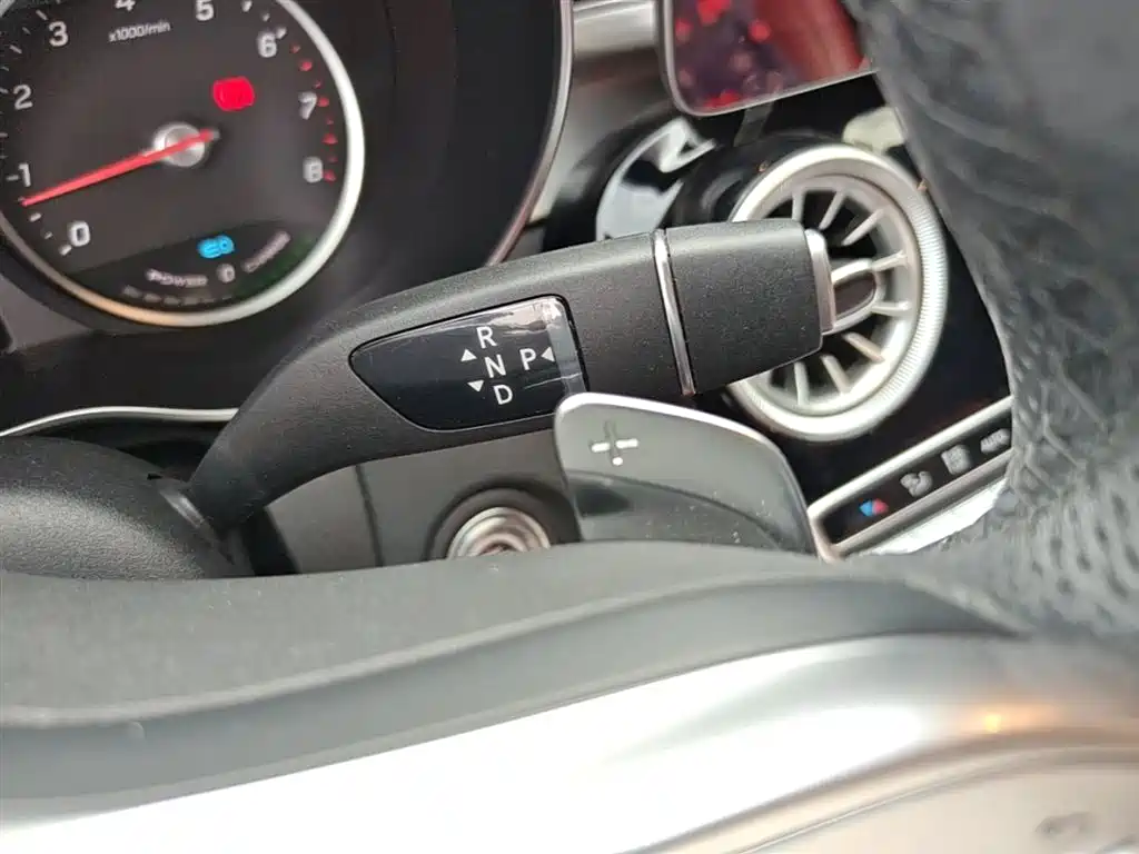 Mercedes-Benz C-Class 2019 — фото 14