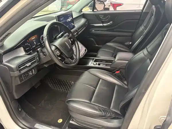 Lincoln Corsair 2021