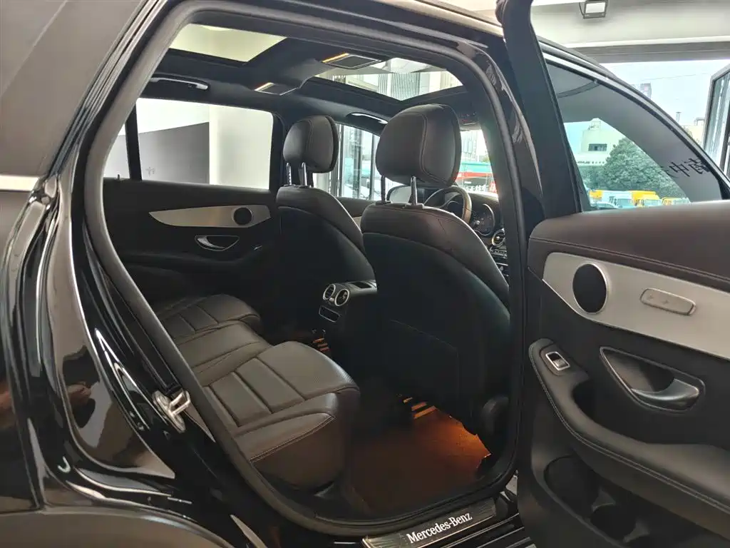 Mercedes-Benz GLC 2022 — фото 13