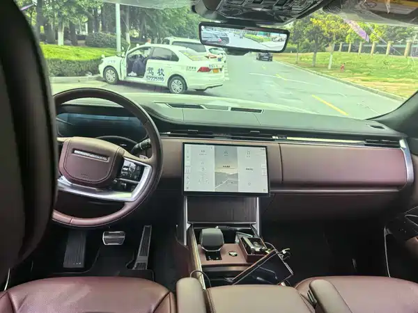 Land Rover Range Rover 2026