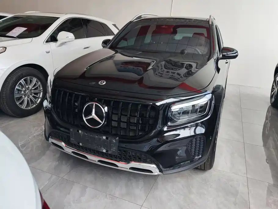 Mercedes-Benz GLB 2024