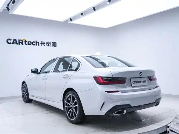 BMW 3 Series 2021