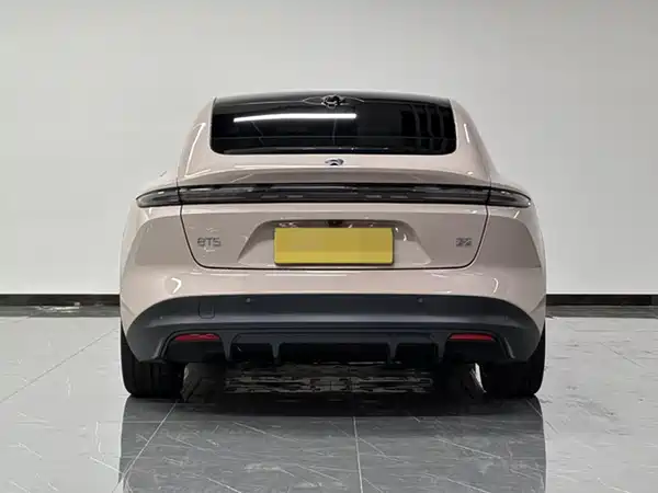 NIO ET5 2024