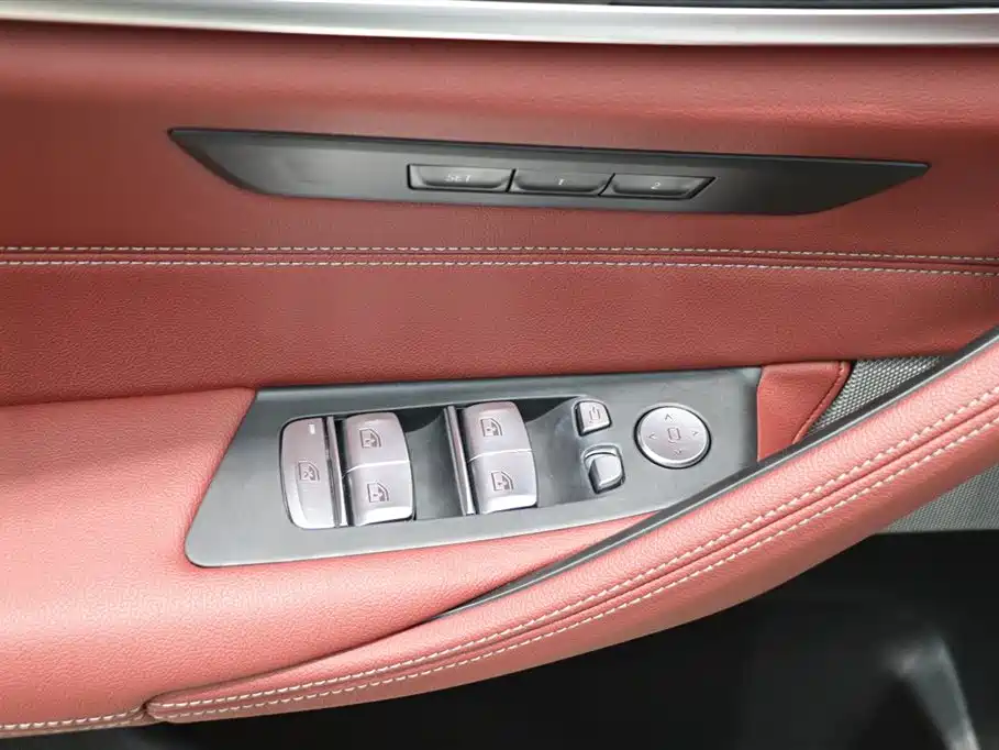BMW 5 Series New Energy 2022 — фото 11