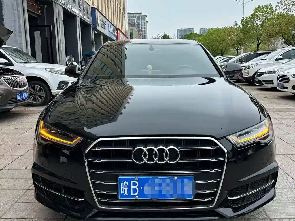 Audi A6L 2014 — фото 1