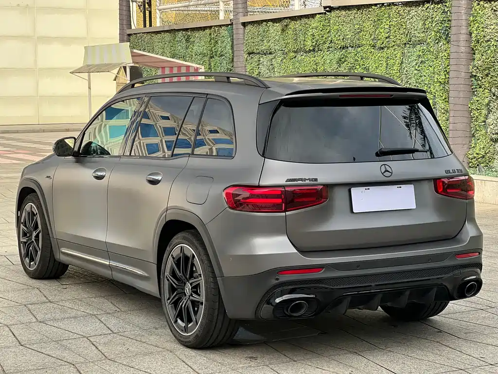 Mercedes-Benz GLB AMG 2024 — фото 4