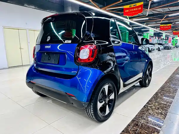 smart fortwo 2018