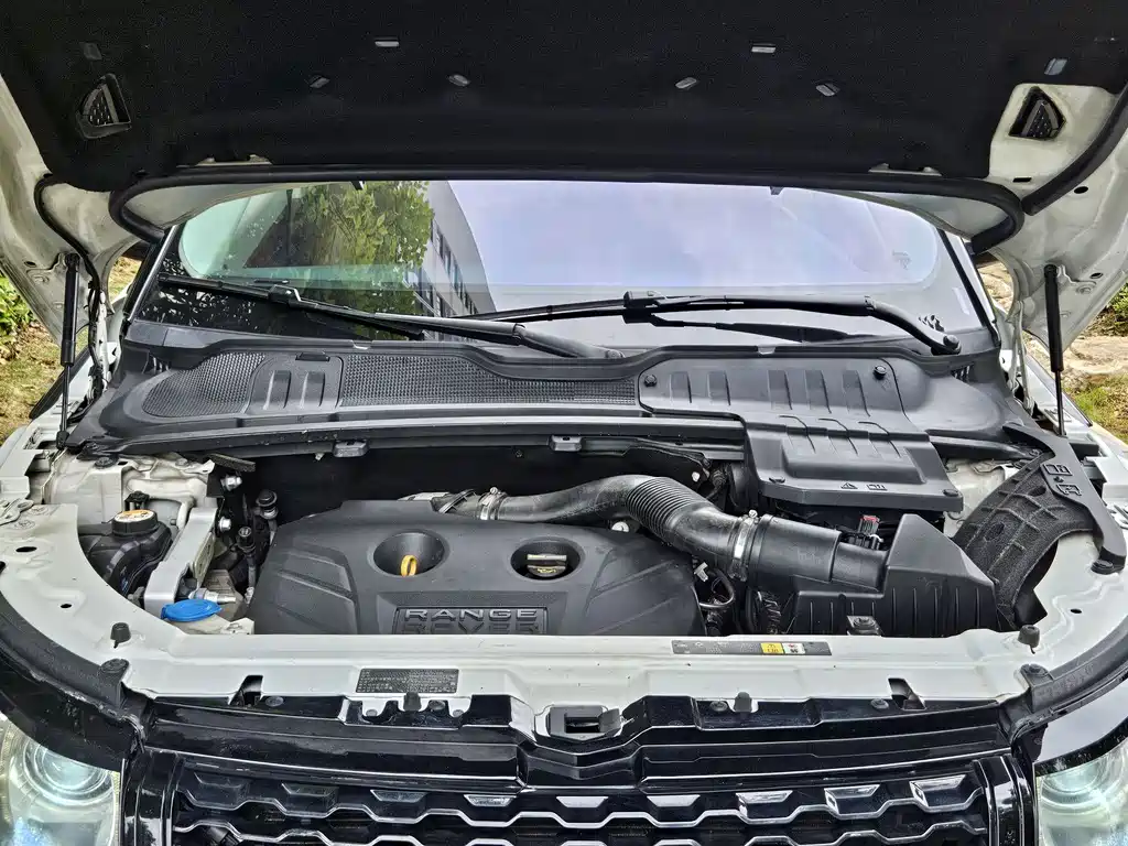 Land Rover Evoque 2012
