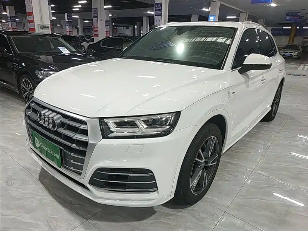 Audi Q5L 2019 — фото 2