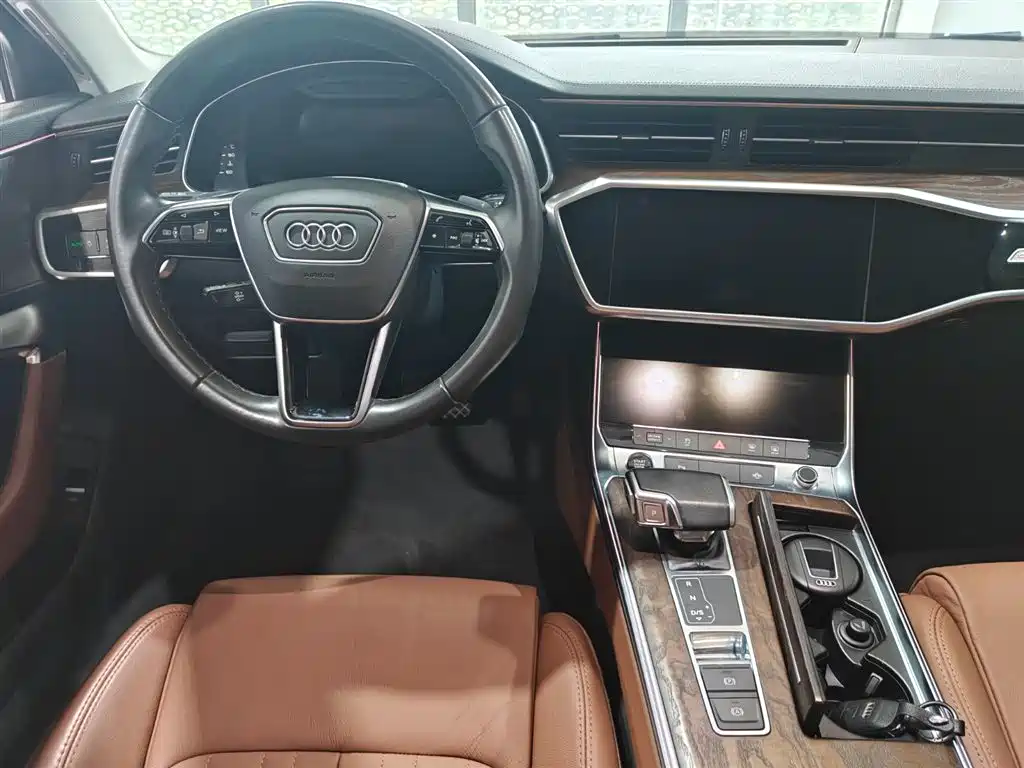 Audi A6L 2021