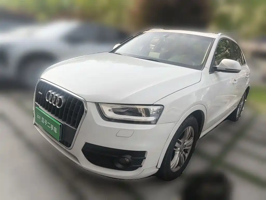 Audi Q3 2014 — фото 2