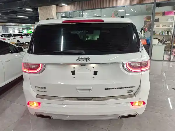 Jeep Grand Commander 2018