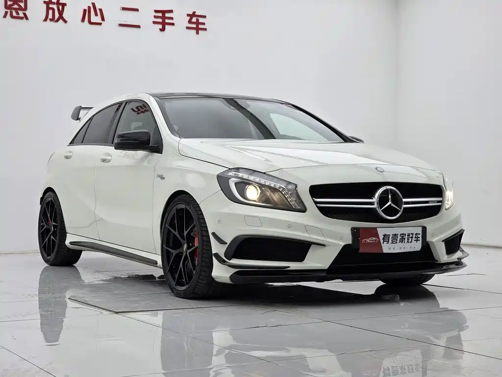 Mercedes-Benz A-Class AMG 2015 — фото 3