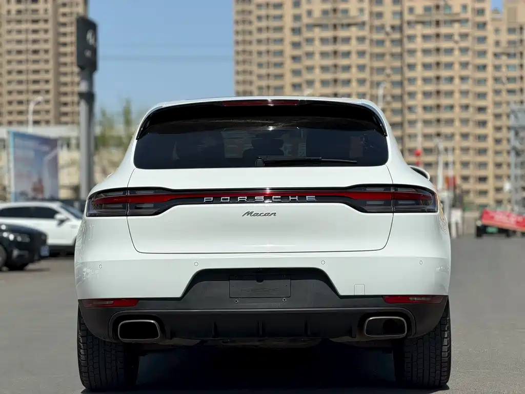 Porsche Macan 2019 — фото 8