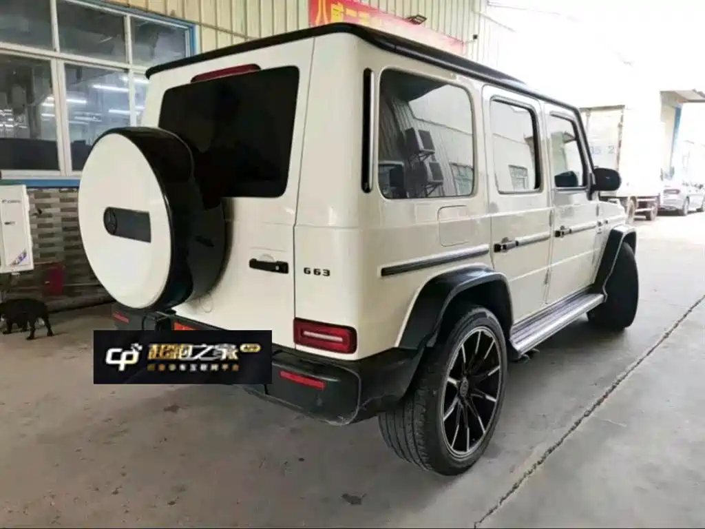 Mercedes-Benz G-Class 2023