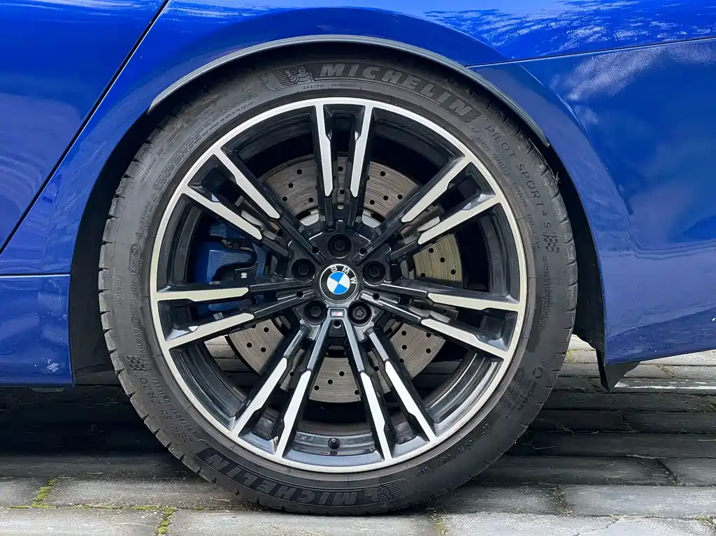 BMW M5 2018 — фото 5