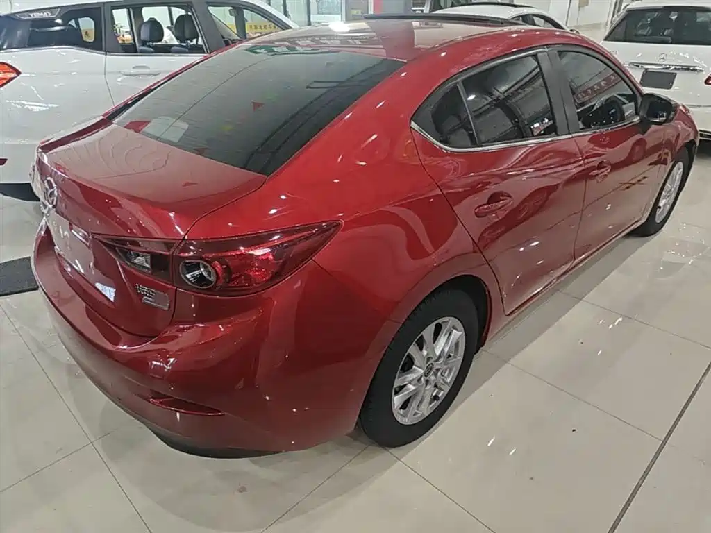 Mazda 3 Axela 2016 — фото 7
