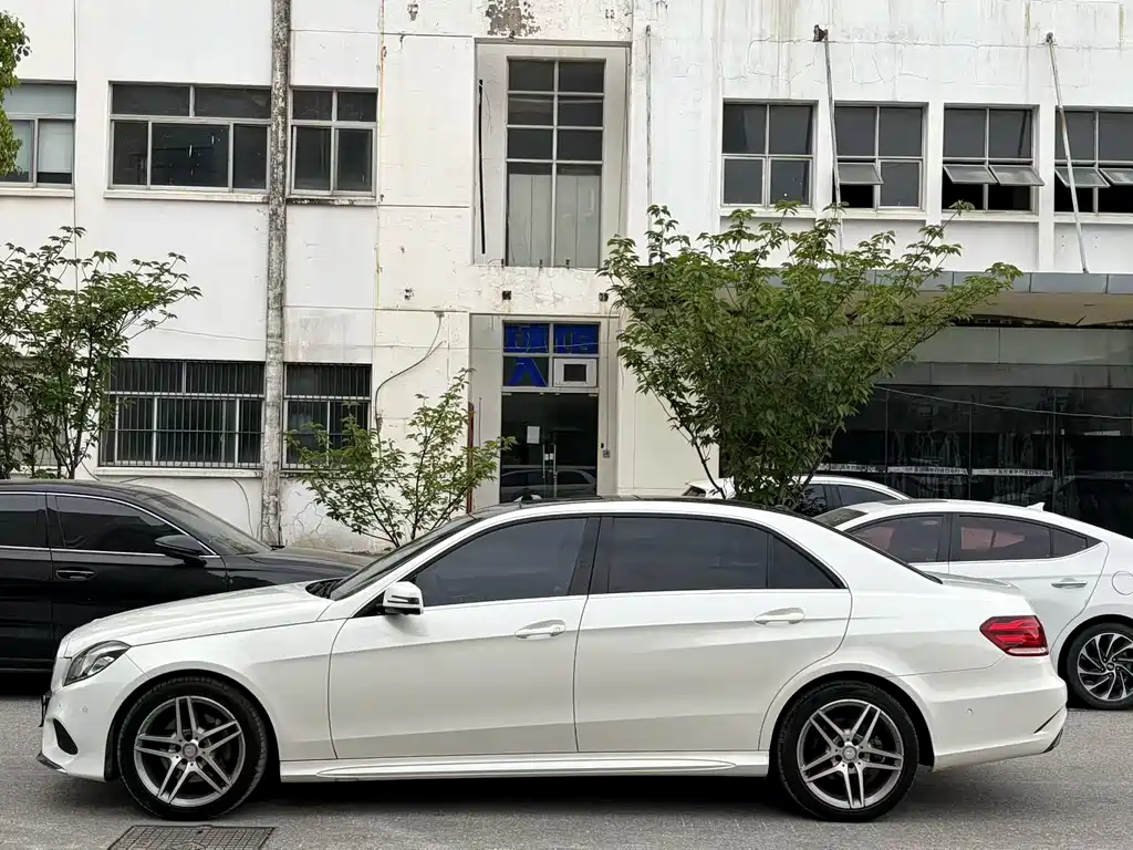 Mercedes-Benz E-Class 2016