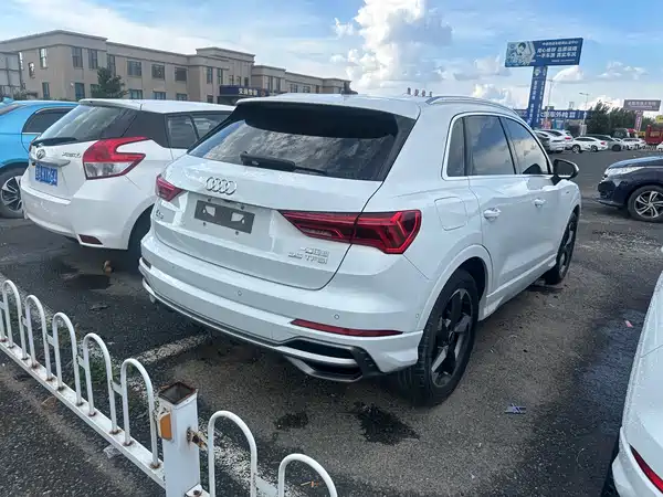 Audi Q3 2022