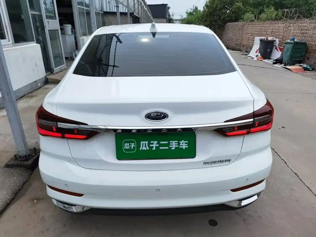 Ford Escort 2021