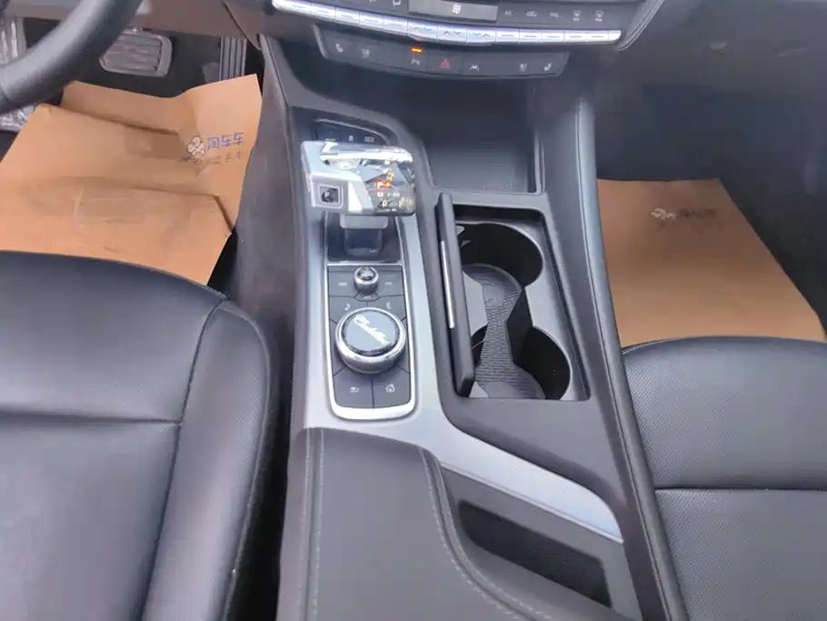 Cadillac CT5 2023 — фото 16
