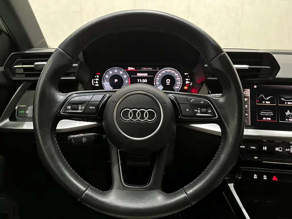 Audi A3 2021 — фото 16