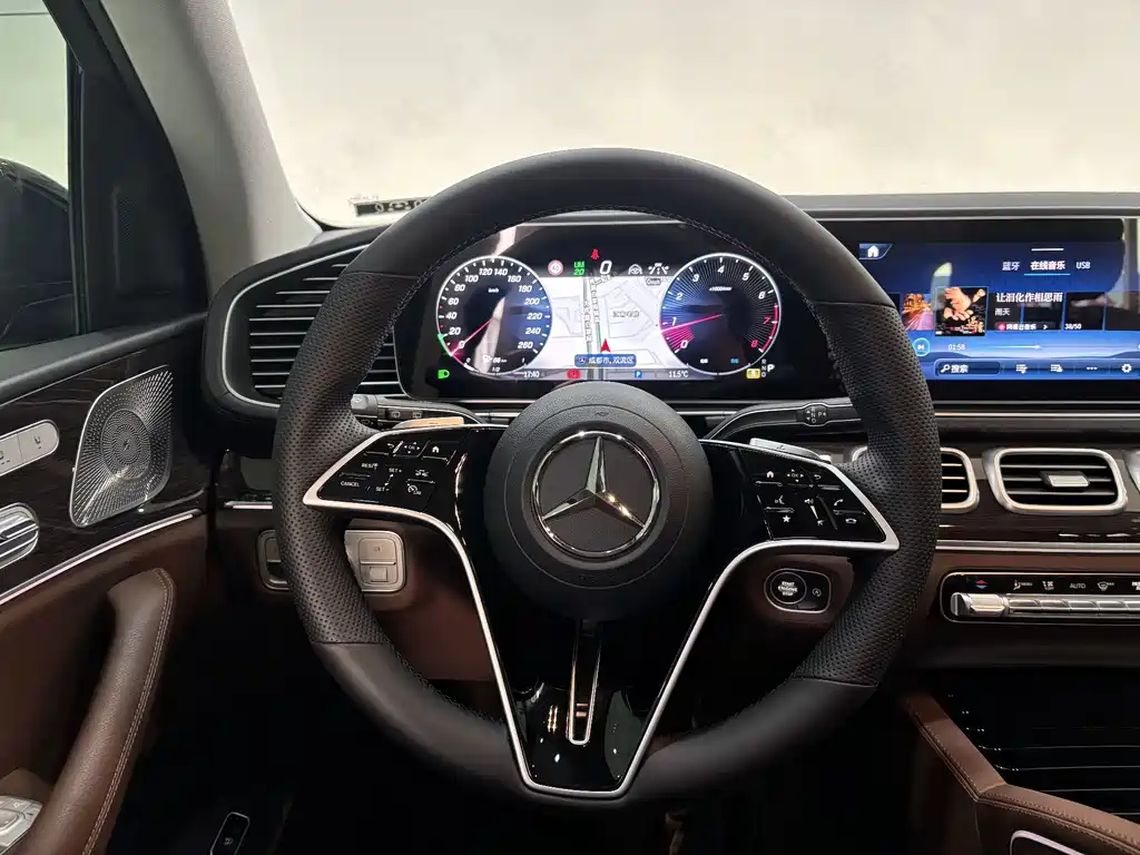 Mercedes-Benz GLE 2025 — фото 16