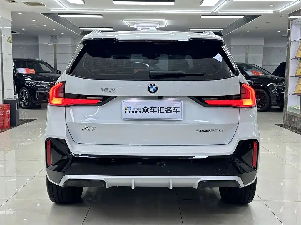 BMW X1 2025