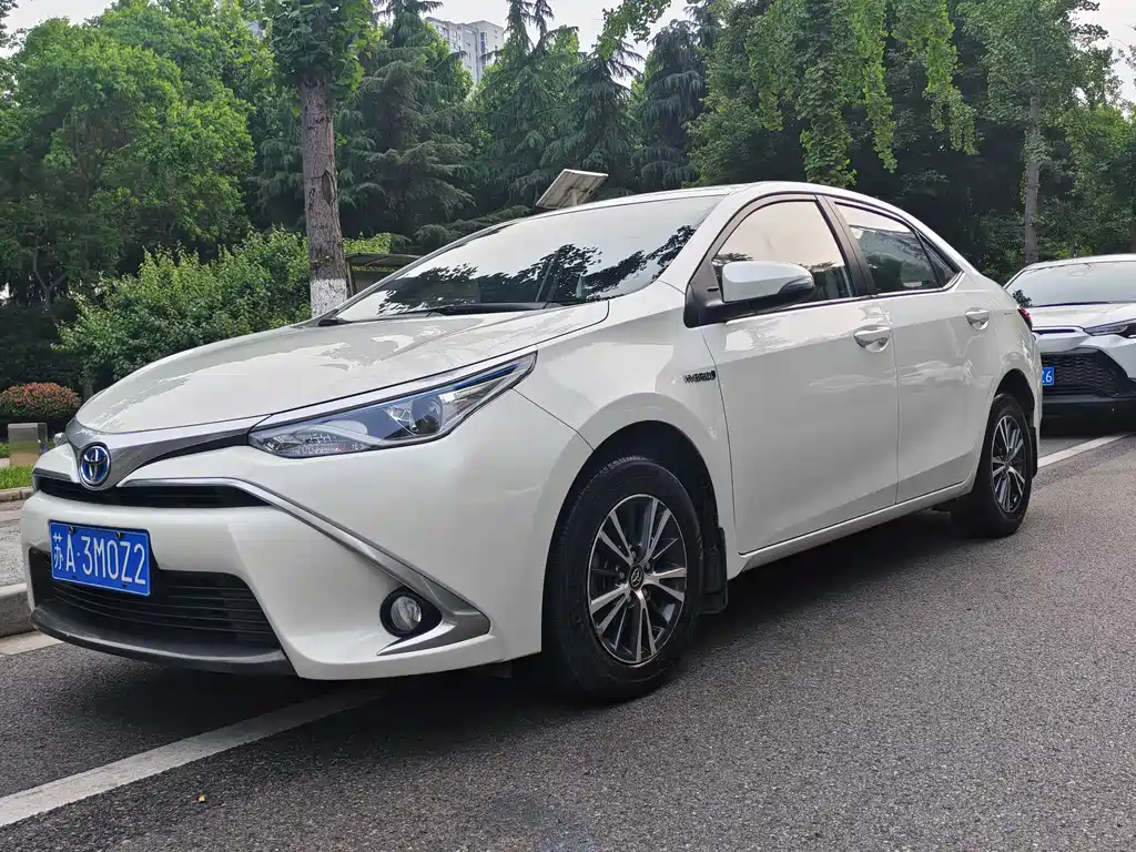 Toyota Levin 2017 — фото 1