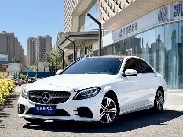 Mercedes-Benz C-Class 2019