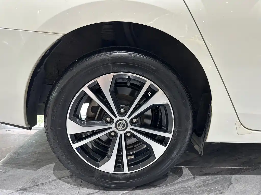 Nissan Sylphy 2020 — фото 20