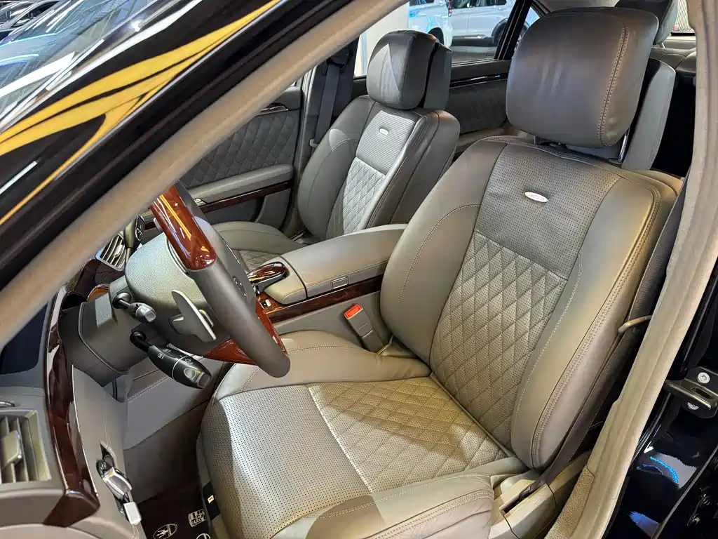 Mercedes-Benz S-Class AMG 2009 — фото 11