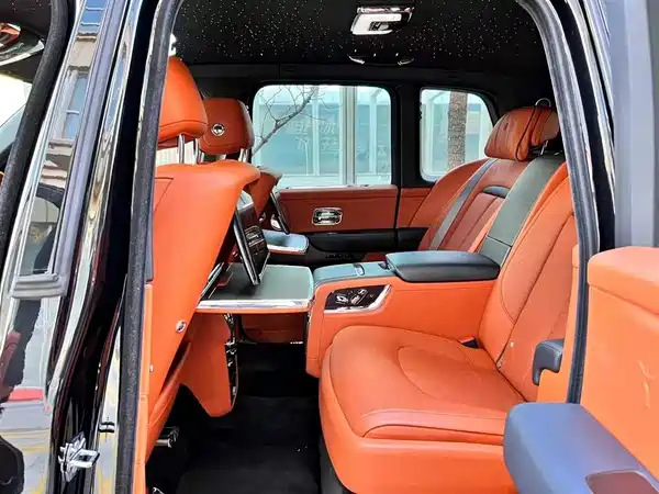 Rolls-Royce Cullinan 2020
