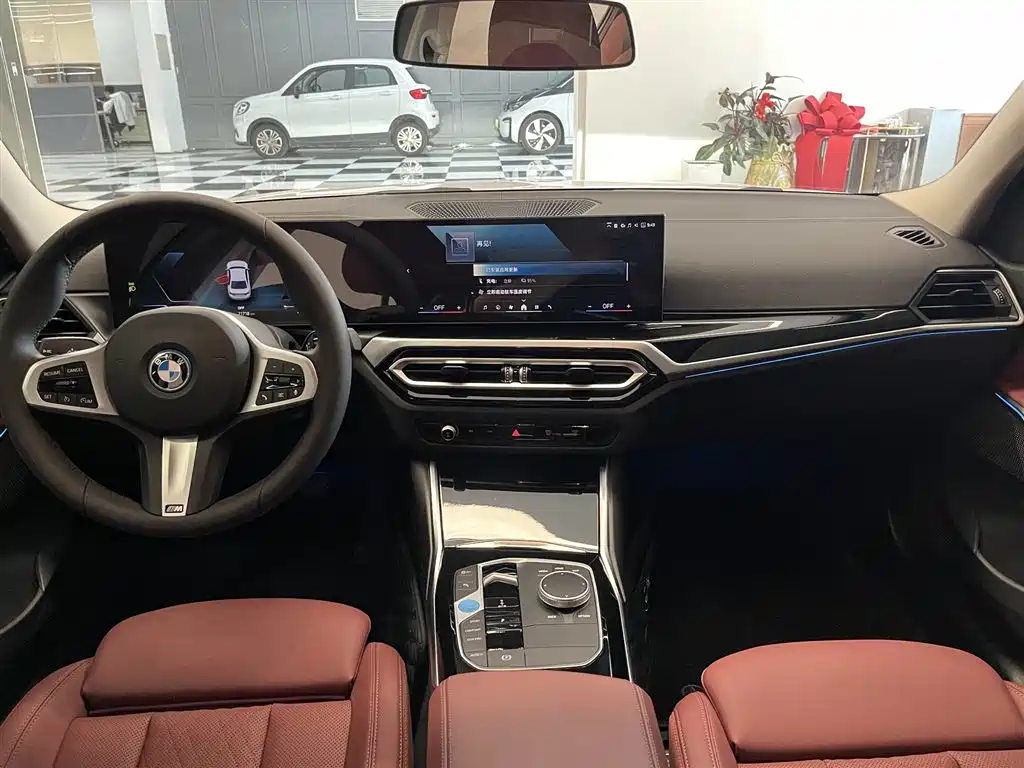 BMW i3 2024 — фото 12