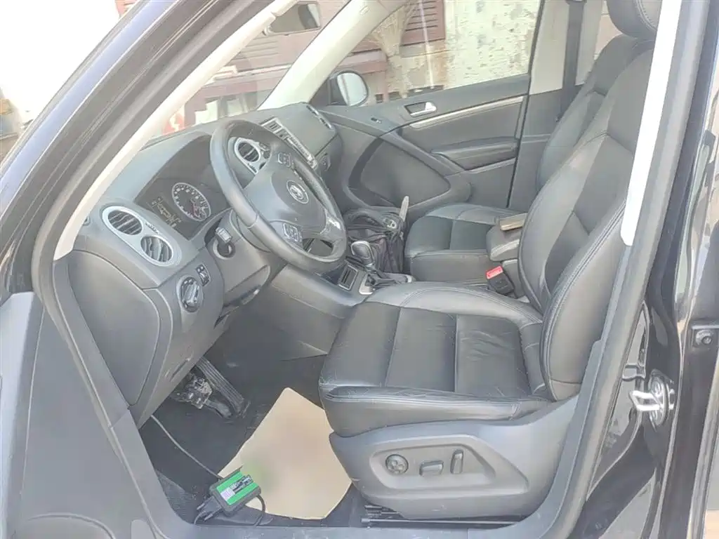 Volkswagen Tiguan 2015 — фото 15