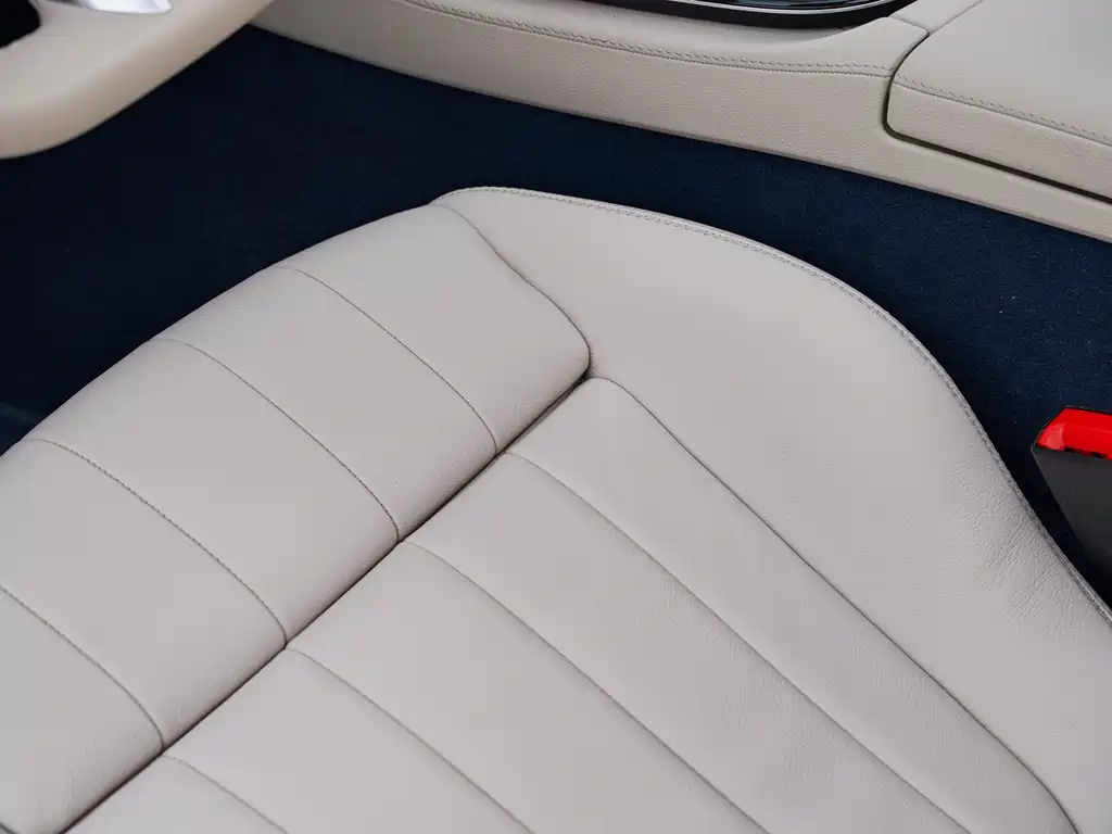 Mercedes-Benz E-Class 2023 — фото 33