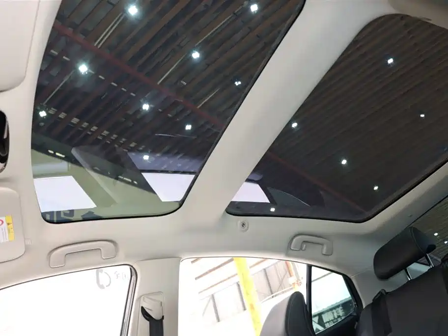 Toyota Camry 2024 — фото 17