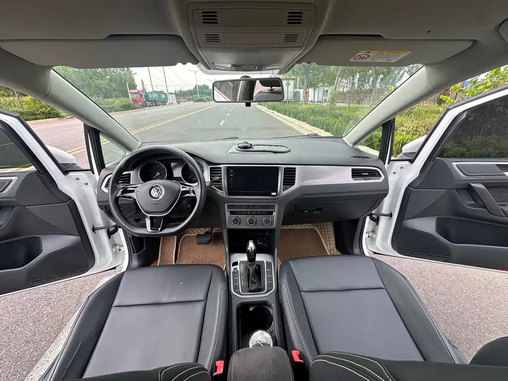 Volkswagen Golf Jialu 2018 — фото 15
